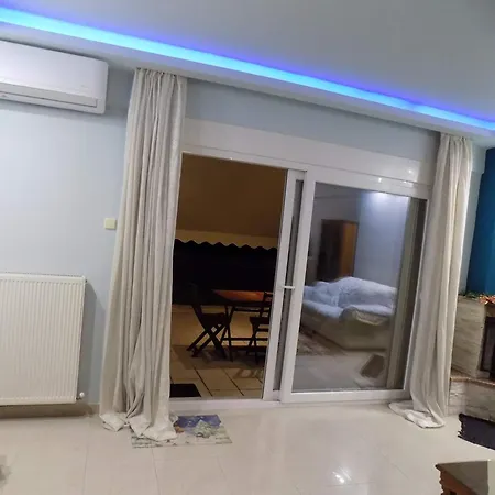 Natalys 2 Bedroom Gorgeous In ヴォロス